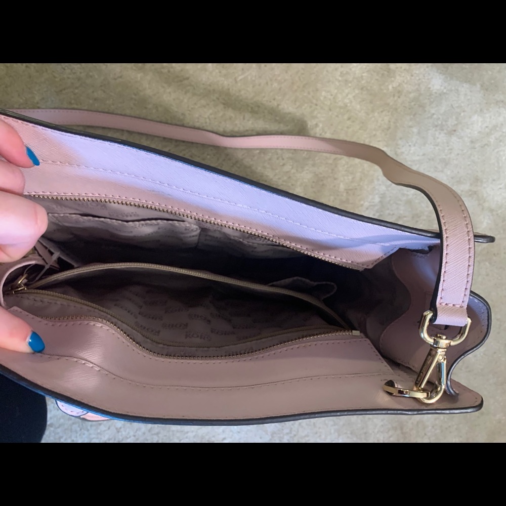SOLD Michael Kors Light Pink Crossbody Purse - Picture 5 of 7